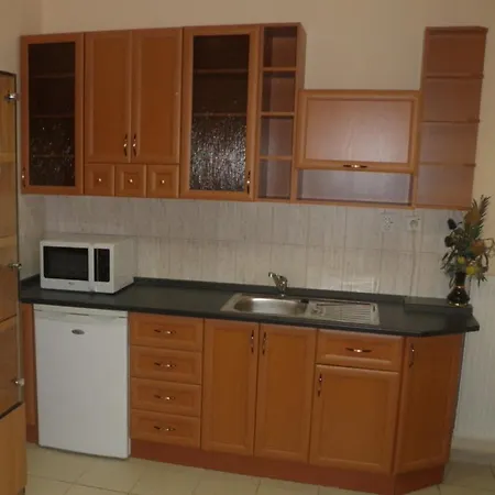Kika Hostel *